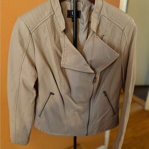 G by Giuliana Light Tan Faux Leather Jacket - M. NWT